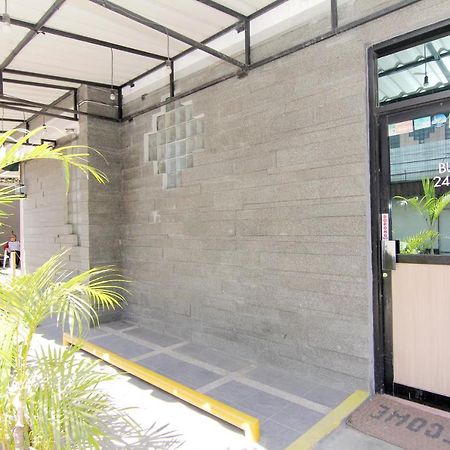 Hotel Palem Bandung Exterior photo